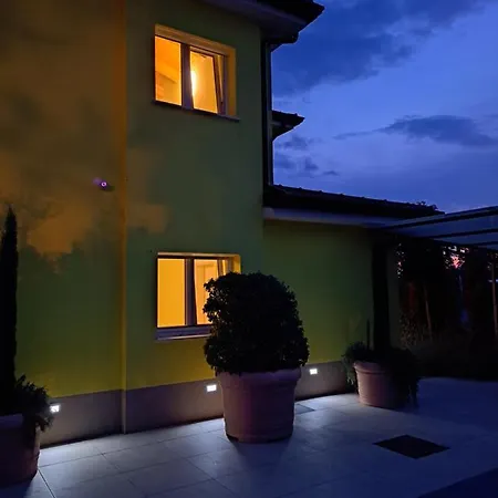 Villa Gaya In Porec With Xl Pool And E- Bike Poreč