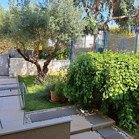 Villa Villa Gaya In Porec With Xl Pool And E- Bike *