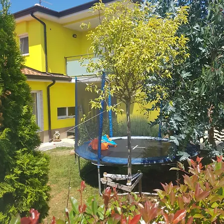 Villa Gaya In Porec With Xl Pool And E- Bike Willa Poreč