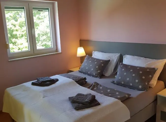 Gaya In With Xl Pool And Stunning Garden