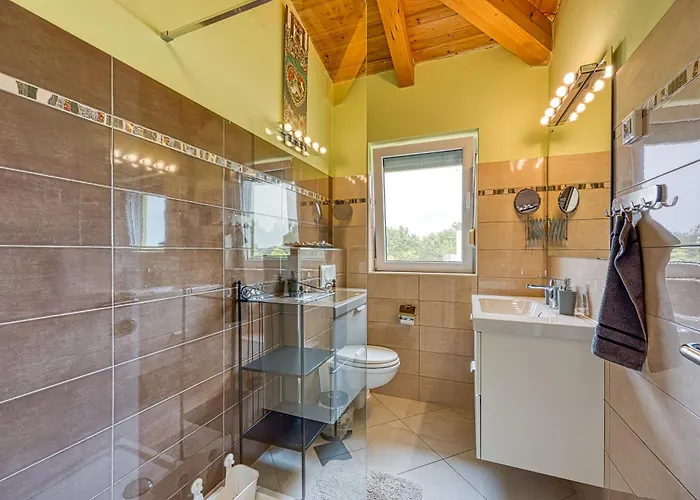 Gaya In With Xl Pool And Stunning Garden Villa *