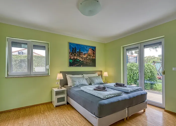 Gaya In With Xl Pool And Stunning Garden Villa