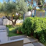 빌라 Gaya In With Xl Pool And Stunning Garden *