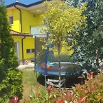 Gaya In With Xl Pool And Stunning Garden וילה פורץ