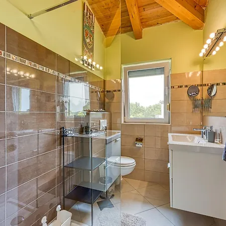 Villa Gaya In Porec With Xl Pool And E- Bike Villa *