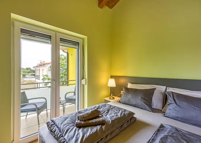 Gaya In With Xl Pool And Stunning Garden