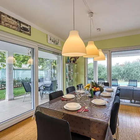 Gaya In With Xl Pool And Stunning Garden Villa